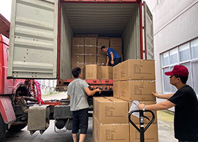 成品进仓和出荷(入庫と出荷)